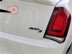 کرایسلەر 300